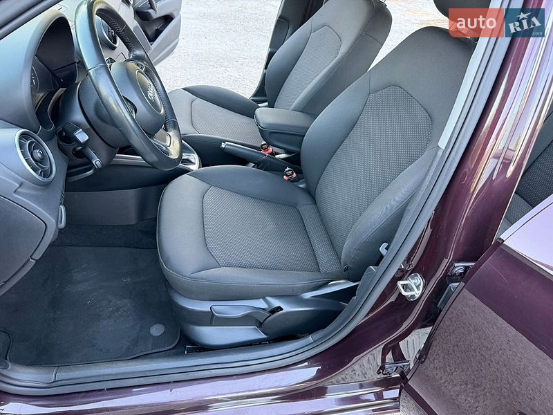 Хэтчбек Audi A1 2013 в Звягеле