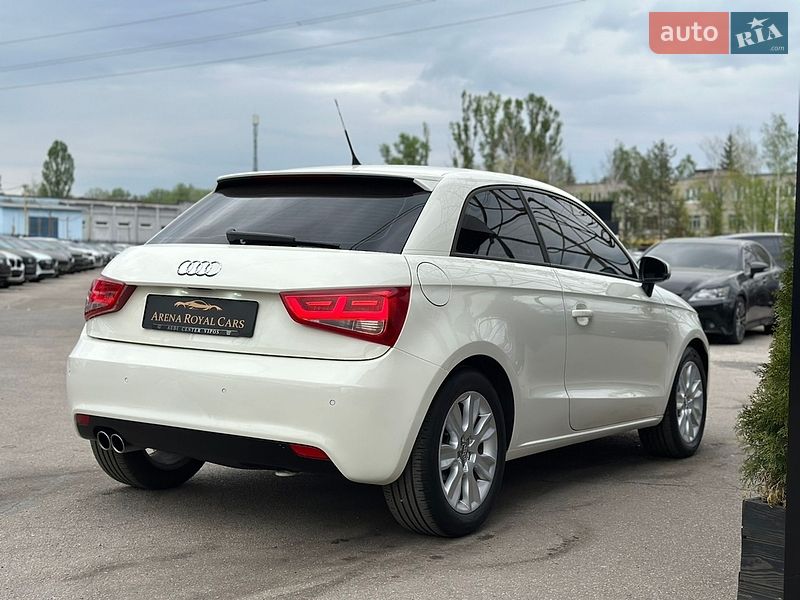 Хэтчбек Audi A1 2010 в Харькове