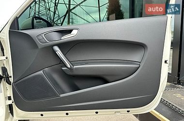 Хэтчбек Audi A1 2010 в Харькове