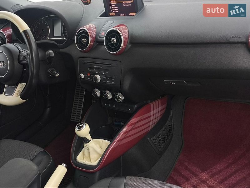 Хэтчбек Audi A1 2011 в Мукачево