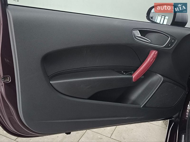Хэтчбек Audi A1 2011 в Мукачево