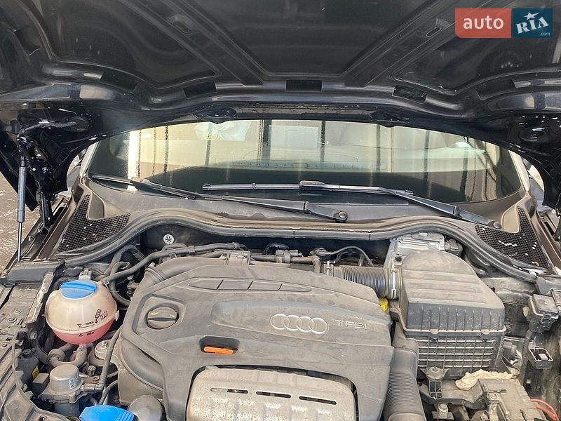 Хэтчбек Audi A1 2011 в Каменском