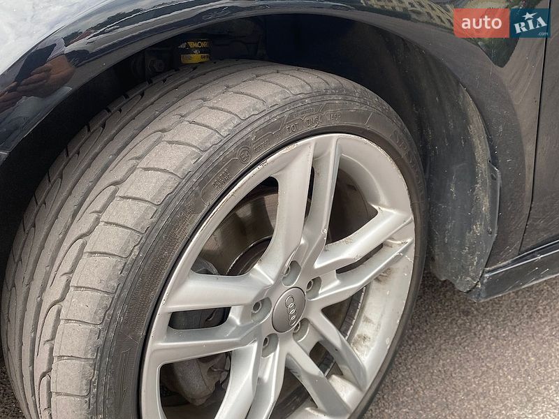 Хэтчбек Audi A1 2011 в Каменском