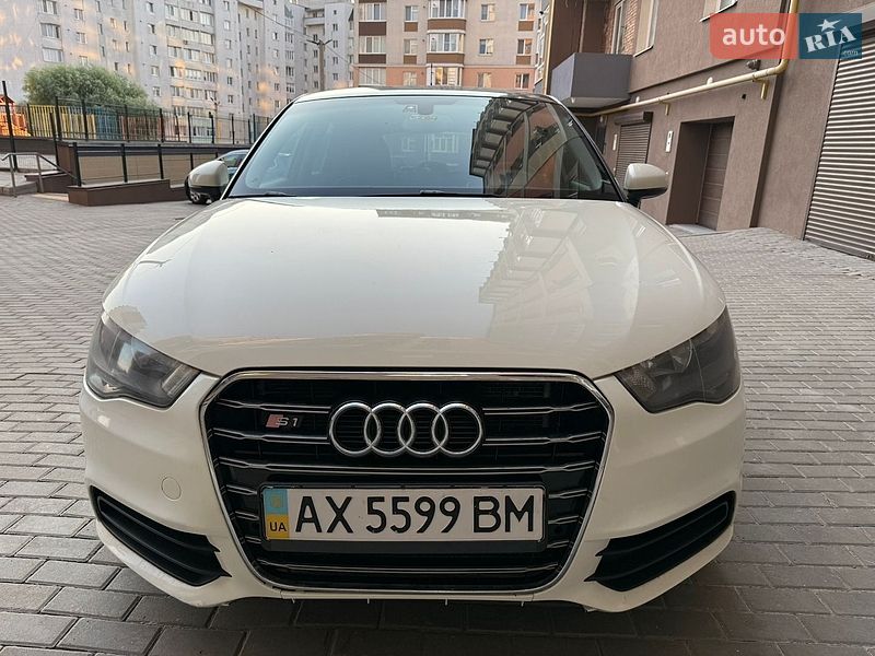 Хэтчбек Audi A1 2012 в Хмельницком