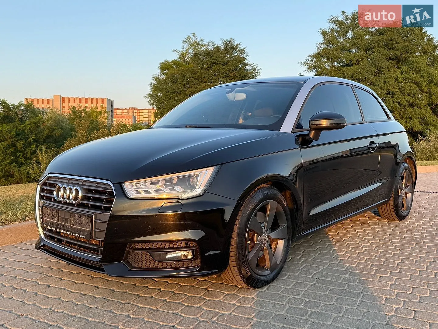 2015 Audi A1 - фото 1