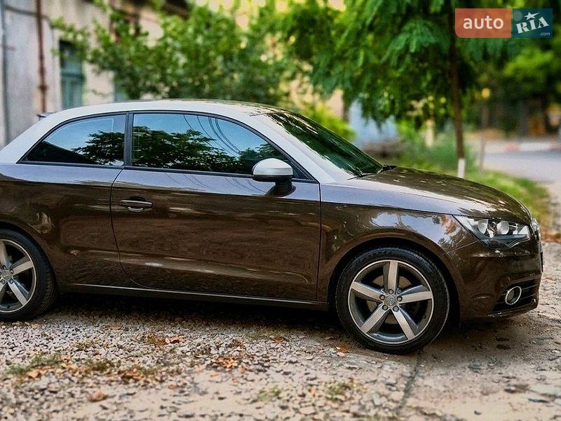 2011 Audi A1, VIN WAUZZZ8X7CB031397:plate — фото 1 (autoria)