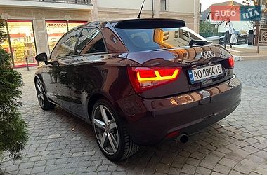 Хэтчбек Audi A1 2011 в Мукачево