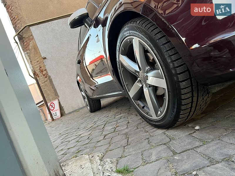 Хэтчбек Audi A1 2011 в Мукачево