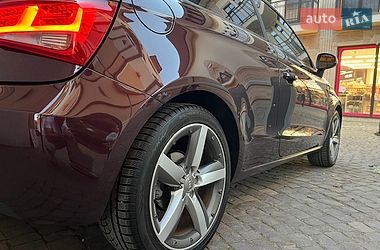 Хэтчбек Audi A1 2011 в Мукачево