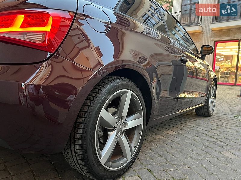 Хэтчбек Audi A1 2011 в Мукачево