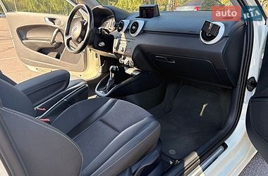 Хэтчбек Audi A1 2010 в Кривом Роге