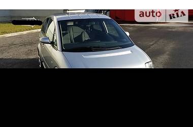 Хэтчбек Audi A2 2001 в 