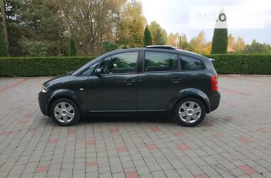Хэтчбек Audi A2 2001 в 