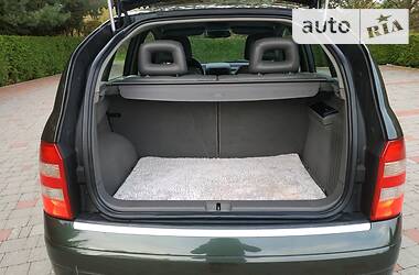 Хэтчбек Audi A2 2001 в 