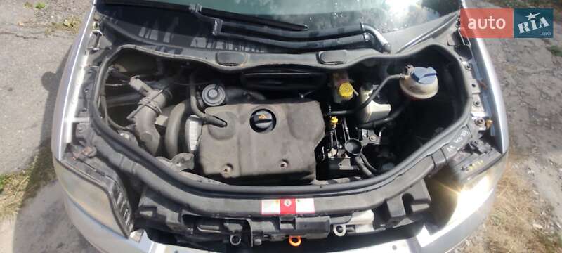 Хэтчбек Audi A2 2005 в Виннице