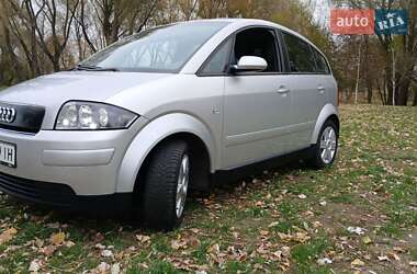 Хэтчбек Audi A2 2002 в Киеве