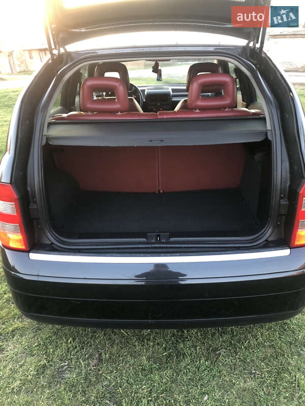 Хэтчбек Audi A2 2001 в Новой Одессе