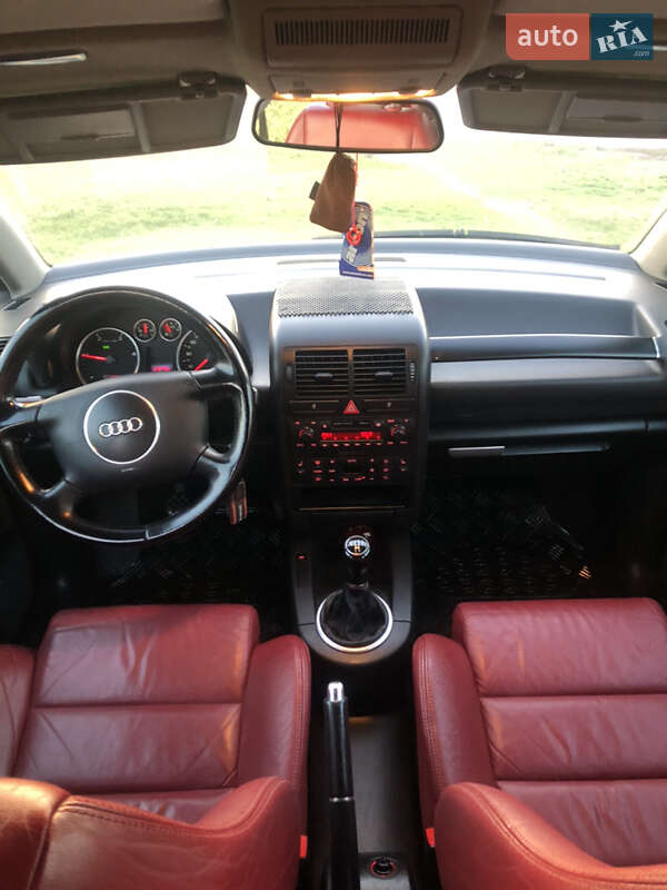 Хэтчбек Audi A2 2001 в Новой Одессе