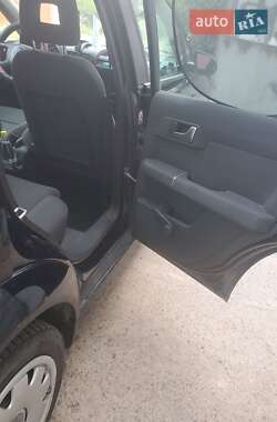 Хэтчбек Audi A2 2003 в 