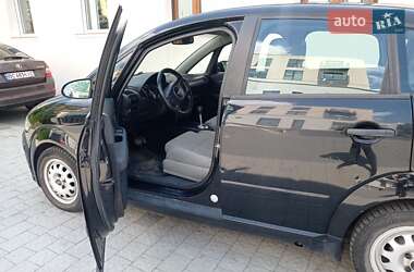 Хэтчбек Audi A2 2002 в 