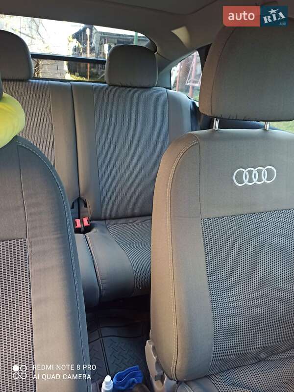 Хэтчбек Audi A2 2005 в Золочеве фото 9 Хэтчбек Audi A2 2005 в Золочеве