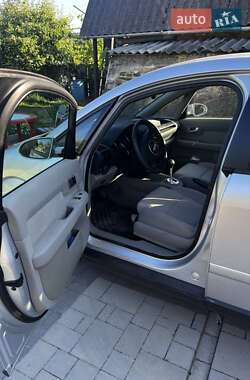 Хетчбек Audi A2 2001 в 