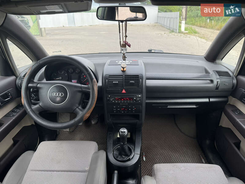 Хэтчбек Audi A2 2001 в Новоселице