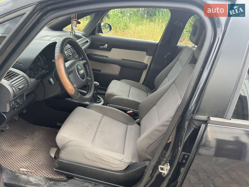 Хэтчбек Audi A2 2001 в Новоселице