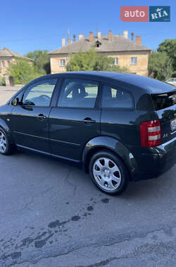 Хэтчбек Audi A2 2001 в 