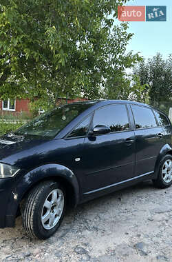 Хэтчбек Audi A2 2001 в 