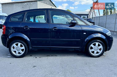 Хэтчбек Audi A2 2002 в 