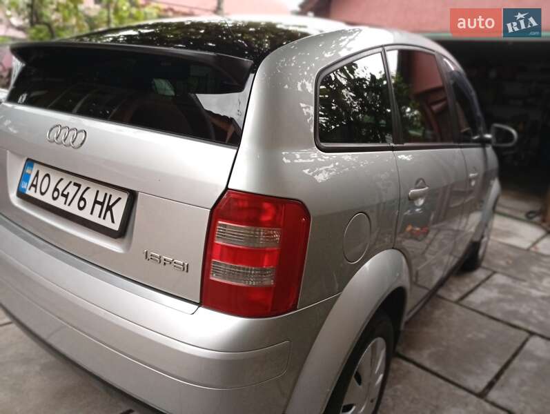 Хэтчбек Audi A2 2002 в Виноградове