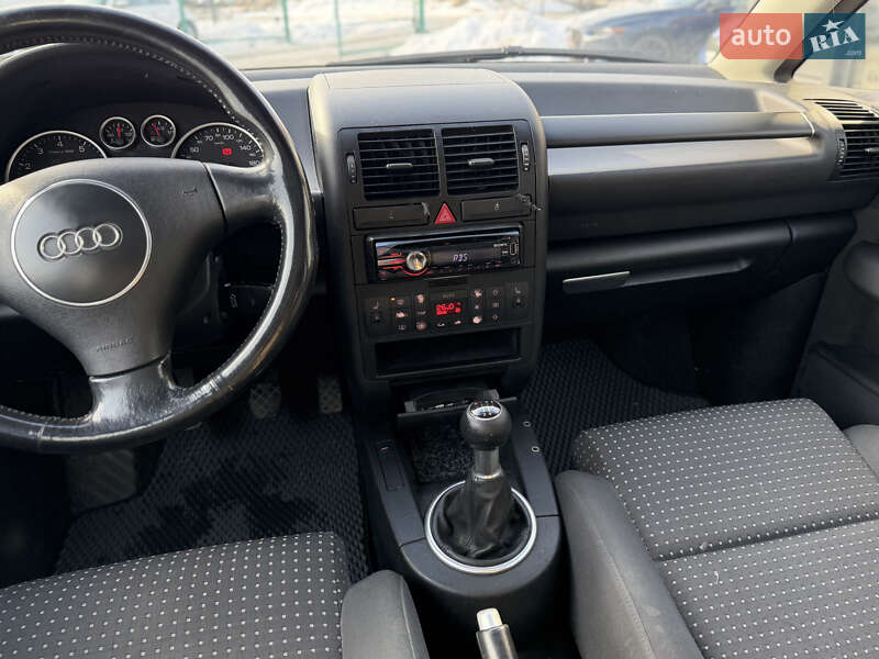 Хэтчбек Audi A2 2002 в Шептицькому