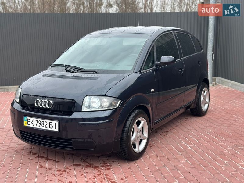 Хетчбек Audi A2 2002 в Сарнах