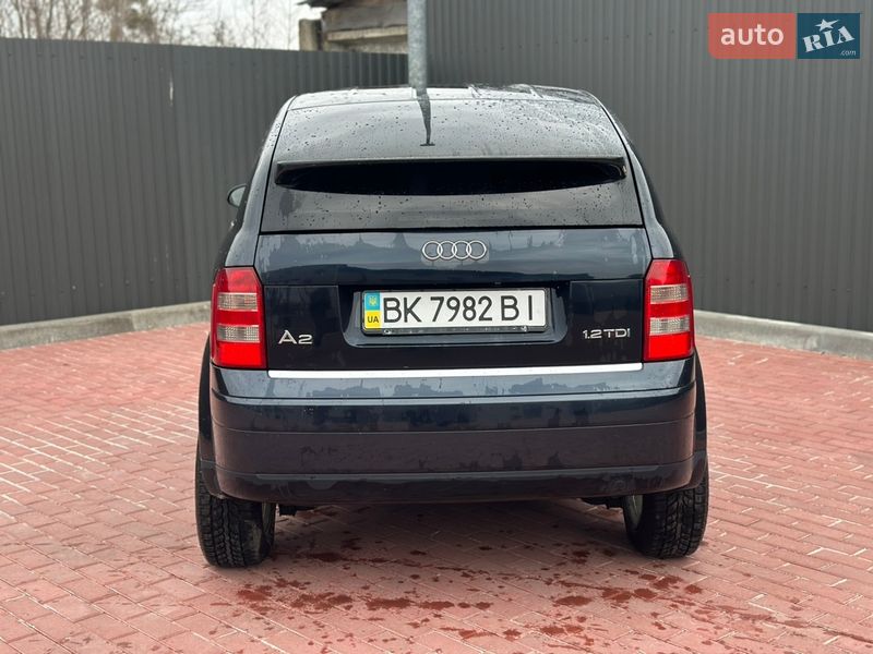 Хетчбек Audi A2 2002 в Сарнах