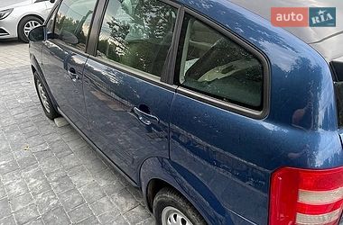 Хэтчбек Audi A2 2004 в Яремче