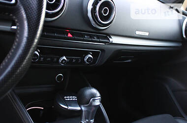 Хетчбек Audi A3 Sportback 2014 в Рівному