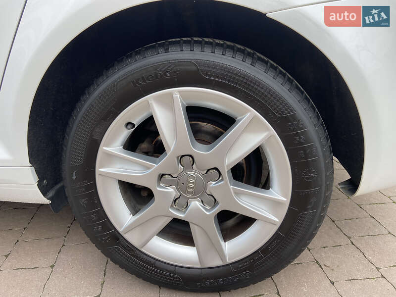 Хетчбек Audi A3 Sportback 2012 в Бучачі