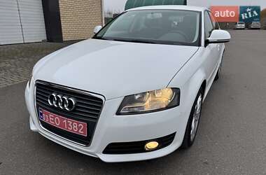 Хетчбек Audi A3 Sportback 2010 в Луцьку