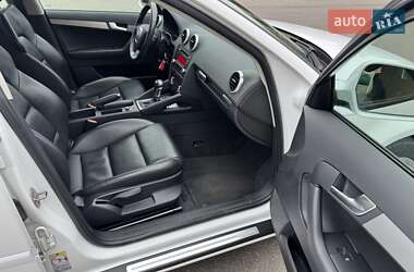 Хетчбек Audi A3 Sportback 2010 в Луцьку