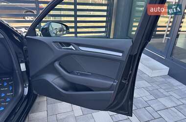 Хетчбек Audi A3 Sportback 2018 в 