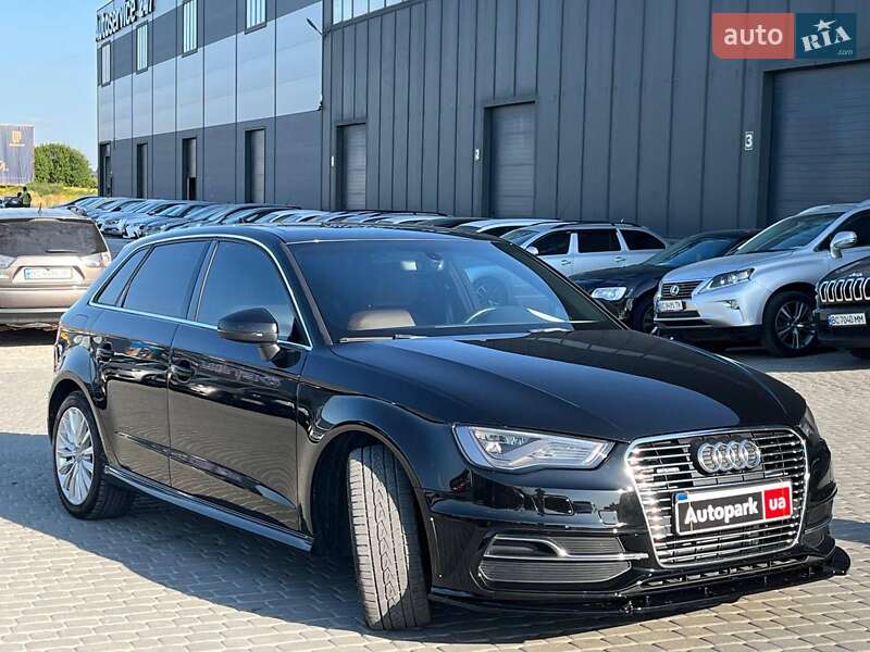Хэтчбек Audi A3 Sportback 2016 в Львове