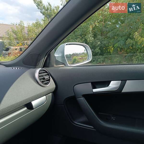 Хэтчбек Audi A3 Sportback 2012 в Киеве