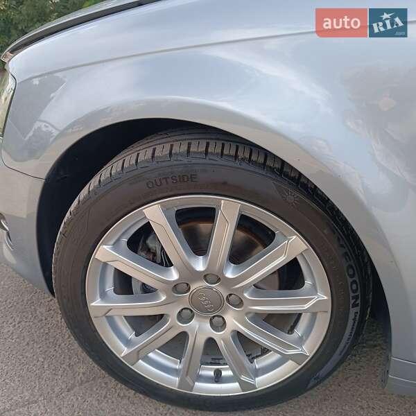 Хэтчбек Audi A3 Sportback 2012 в Киеве