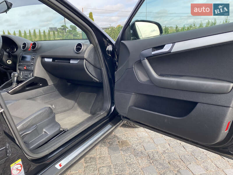 Хэтчбек Audi A3 Sportback 2006 в Ровно