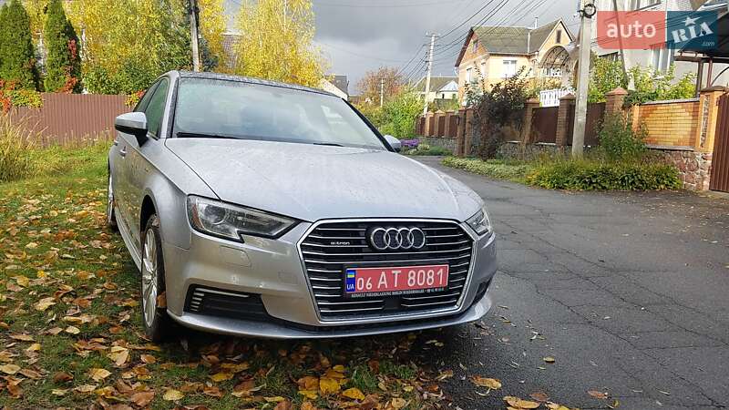 Хэтчбек Audi A3 Sportback 2017 в Киеве фото 4 Хэтчбек Audi A3 Sportback 2017 в Киеве