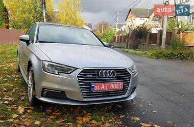 Хетчбек Audi A3 Sportback 2017 в  фото 4 Хетчбек Audi A3 Sportback 2017 в