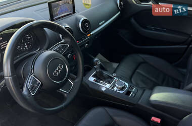 Хетчбек Audi A3 Sportback 2016 в  фото 29 Хетчбек Audi A3 Sportback 2016 в