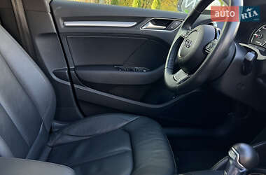 Хетчбек Audi A3 Sportback 2016 в  фото 41 Хетчбек Audi A3 Sportback 2016 в