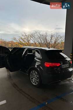 Хэтчбек Audi A3 Sportback 2018 в Харькове